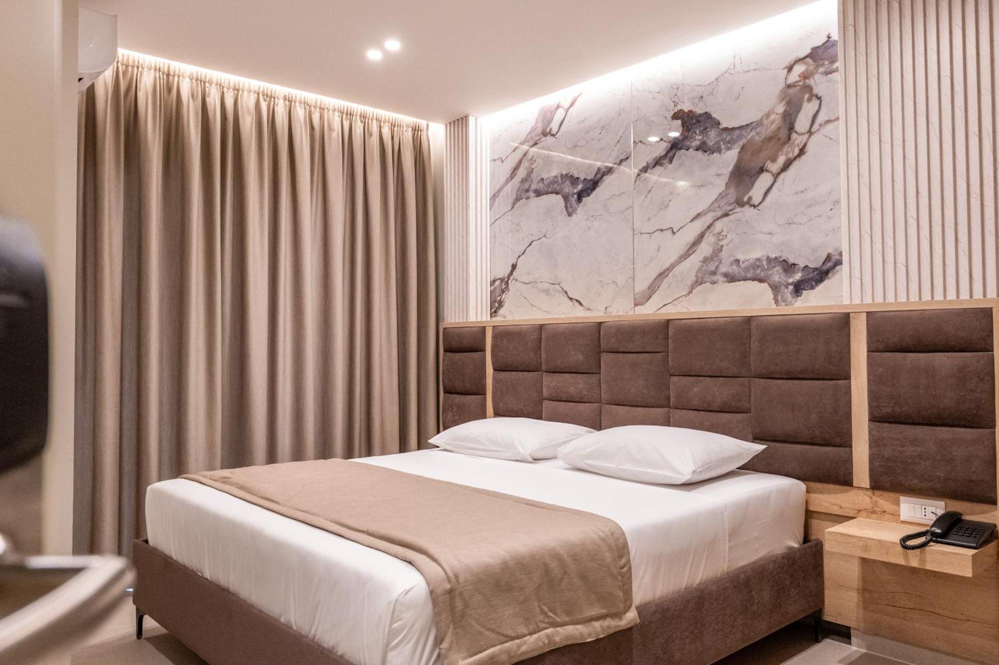 Koko Hotel Ksamil Eksteriør billede