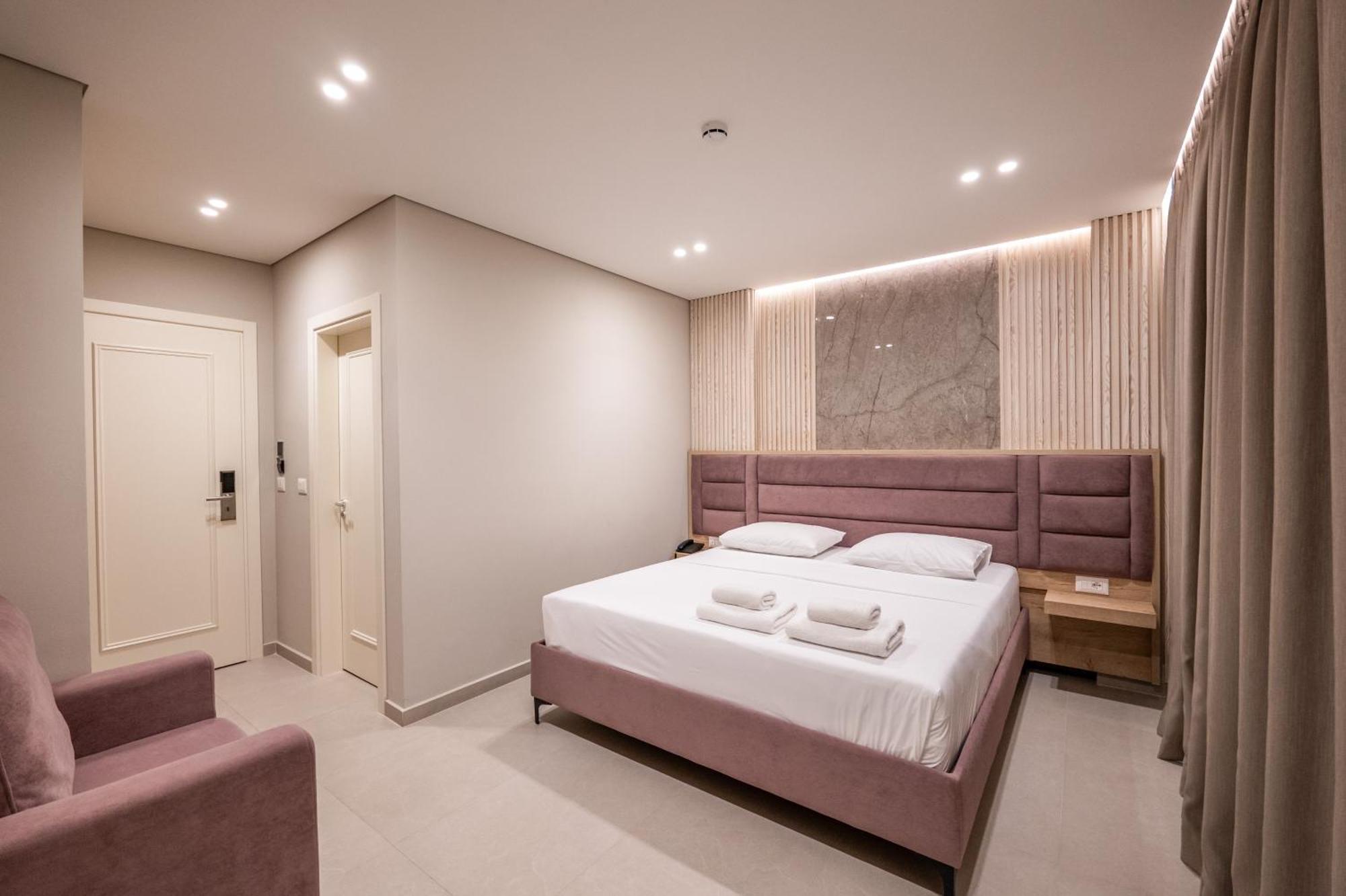 Koko Hotel Ksamil Eksteriør billede