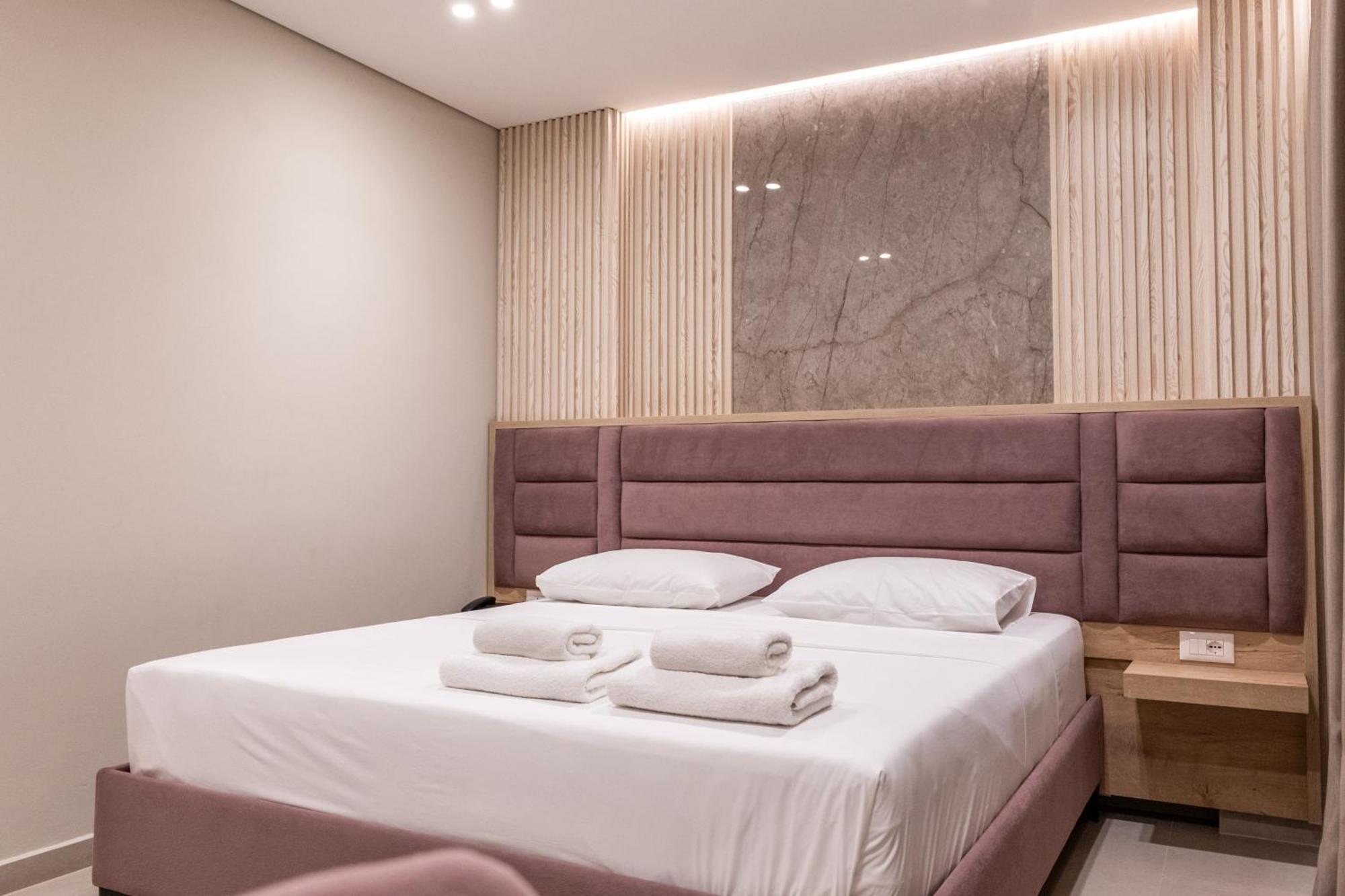 Koko Hotel Ksamil Eksteriør billede