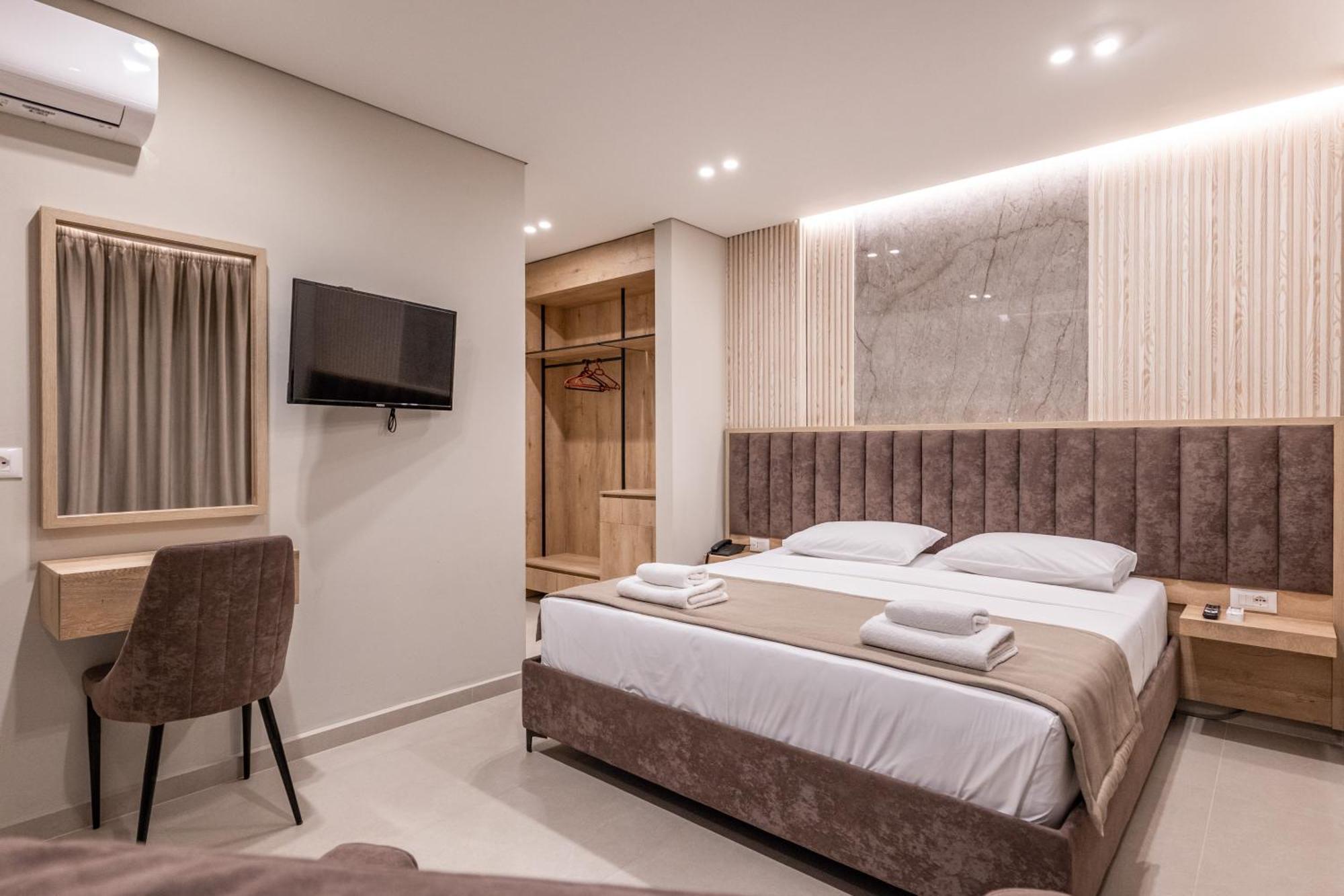 Koko Hotel Ksamil Eksteriør billede