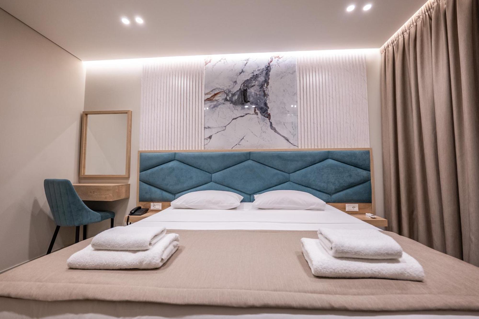 Koko Hotel Ksamil Eksteriør billede